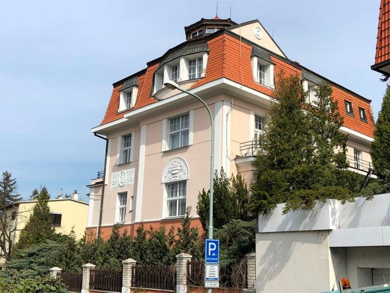 Rooms In Prague-Big+Comfy Esterno foto
