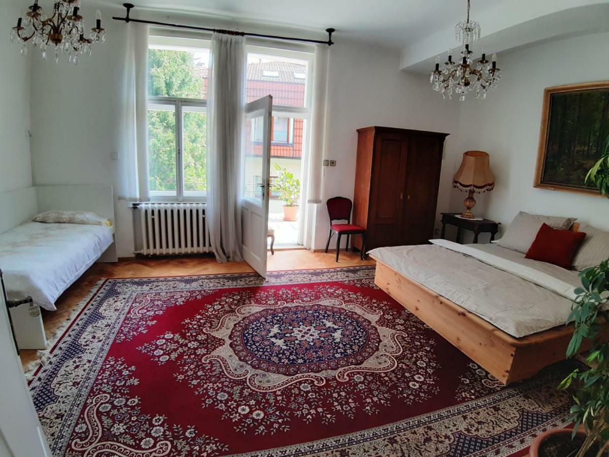 Rooms In Prague-Big+Comfy Esterno foto