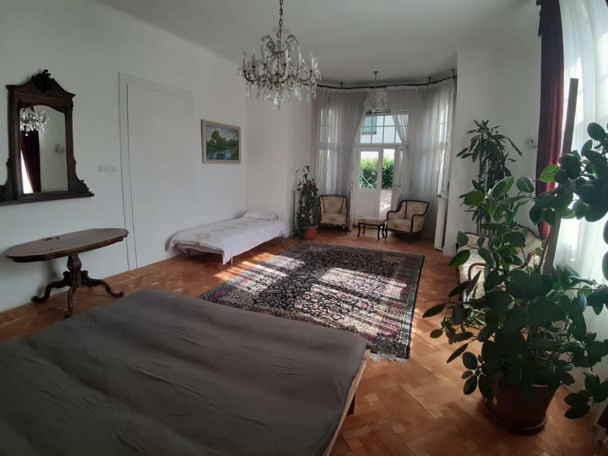 Rooms In Prague-Big+Comfy Esterno foto