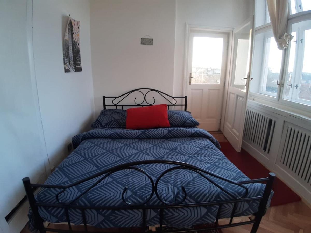 Rooms In Prague-Big+Comfy Esterno foto